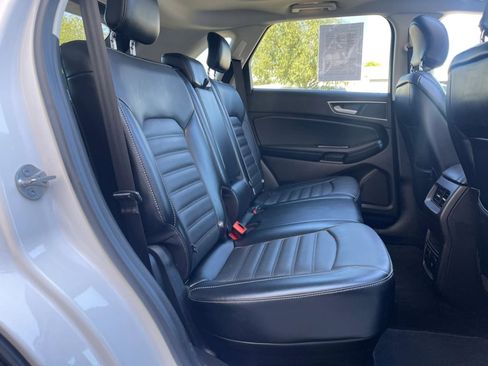 Used 2017 Ford Edge SEL w/ Equipment Group 201A FWD image 26