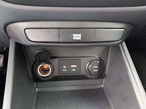 Used 2022 Hyundai Accent SEL FWD image 14