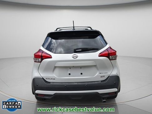 Used 2020 Nissan Kicks SR w/ Exterior Package FWD image 6