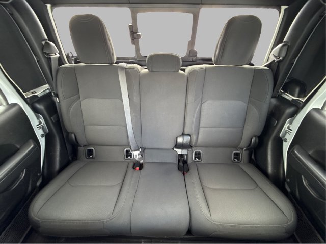 Used 2022 Jeep Gladiator Sport AWD/4WD image 16