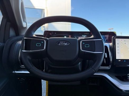 New 2026 Ford Expedition Max Platinum AWD/4WD image 17
