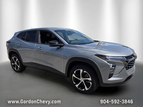New 2026 Chevrolet Trax RS w/ Driver Confidence Package FWD image 10