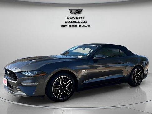 Used 2020 Ford Mustang GT Premium image 3