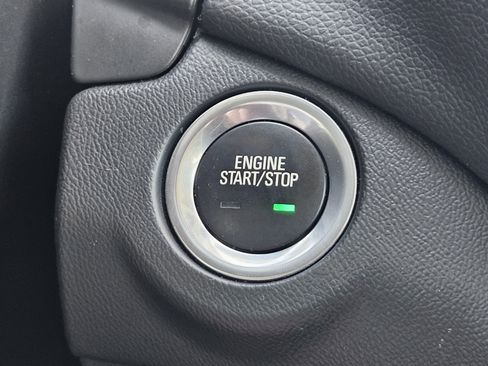 Used 2022 Chevrolet Equinox LT image 23