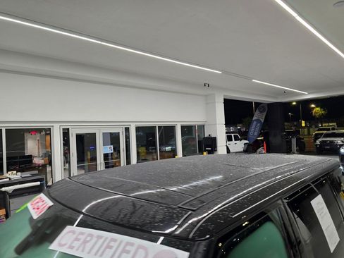 Used 2021 Land Rover Range Rover SV Autobiography Dynamic AWD/4WD image 12