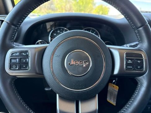 Used 2018 Jeep Wrangler Unlimited Sahara AWD/4WD image 14