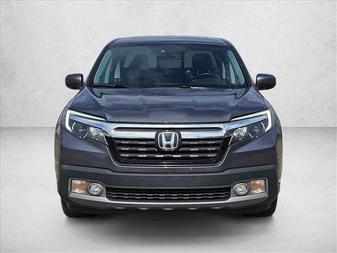 Used 2020 Honda Ridgeline RTL-E image 2