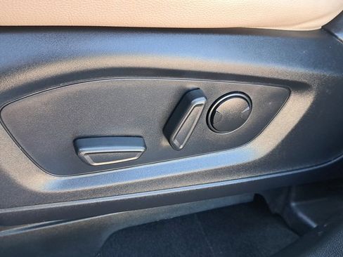 Certified 2021 Ford Explorer Limited w/ Hybrid Equipment Group 310A image 23