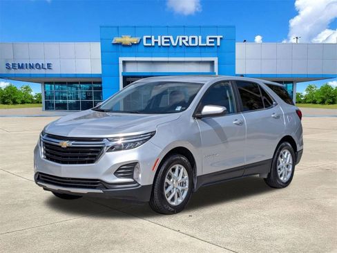 Used 2022 Chevrolet Equinox LT FWD image 2