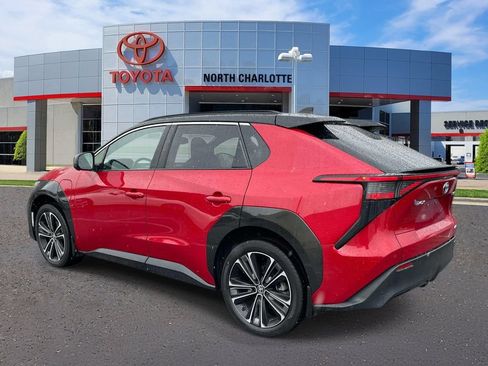Used 2023 Toyota bZ4X AWD w/ Weather Package image 6