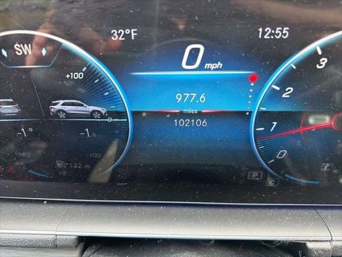 Used 2021 Mercedes-Benz GLE 350 4MATIC image 60