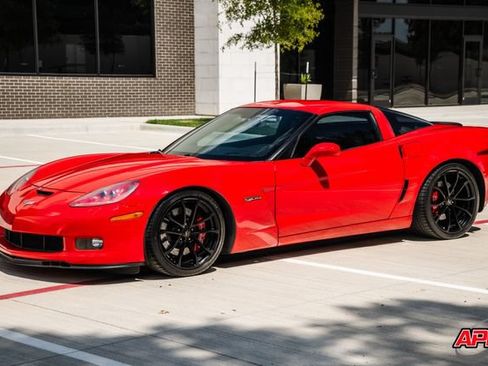 Used 2013 Chevrolet Corvette Z06 w/ 3LZ Preferred Equipment Group RWD image 54
