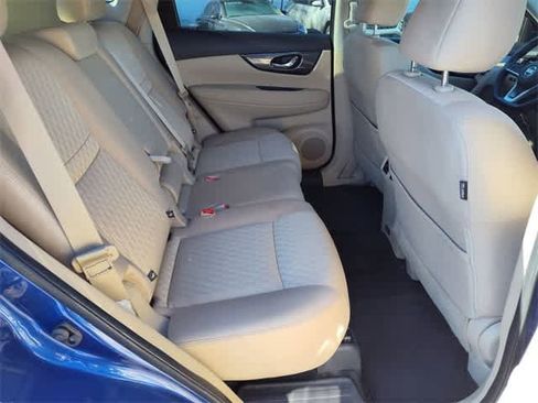 Used 2019 Nissan Rogue SV image 20