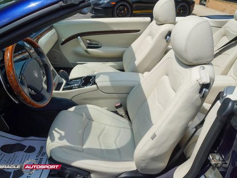 Used 2012 Maserati GranTurismo Sport image 18