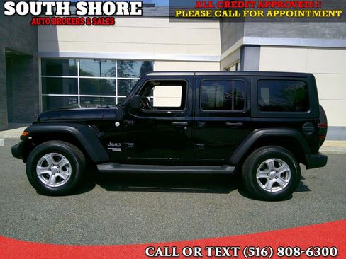 Used 2020 Jeep Wrangler Unlimited Sport S AWD/4WD image 1