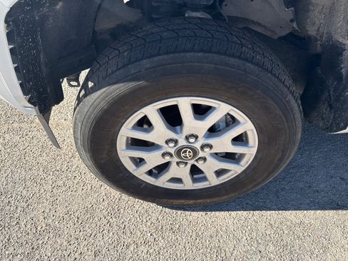 Used 2024 Toyota Tacoma SR5 image 11