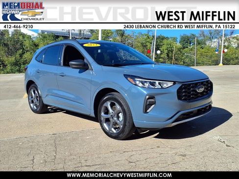 Used 2023 Ford Escape ST-Line image 1