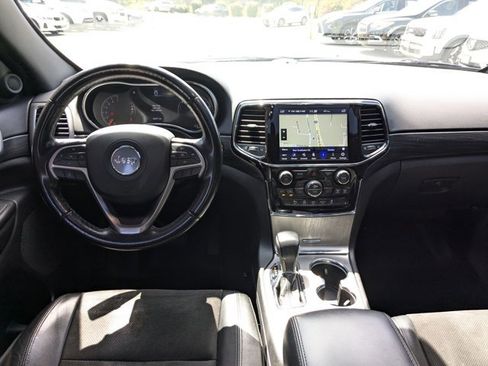 Used 2021 Jeep Grand Cherokee Laredo X image 17