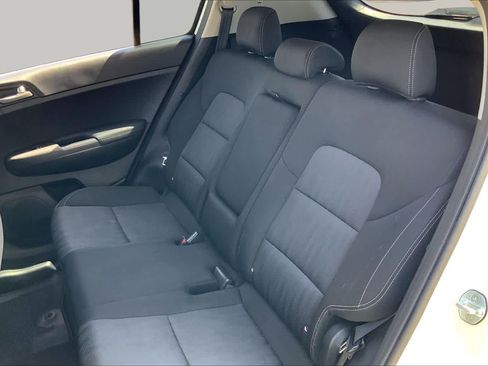 Used 2021 Kia Sportage LX AWD/4WD image 21