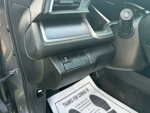 Used 2016 Honda Civic EX-T image 29