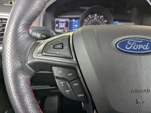 Used 2024 Ford Edge ST-Line image 20