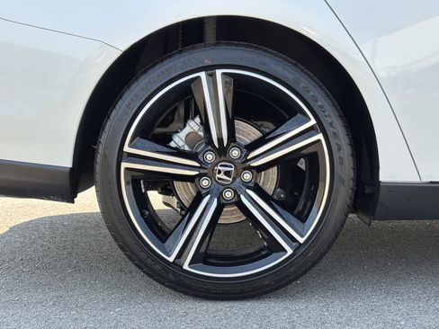 Certified 2026 Honda Accord SE image 9