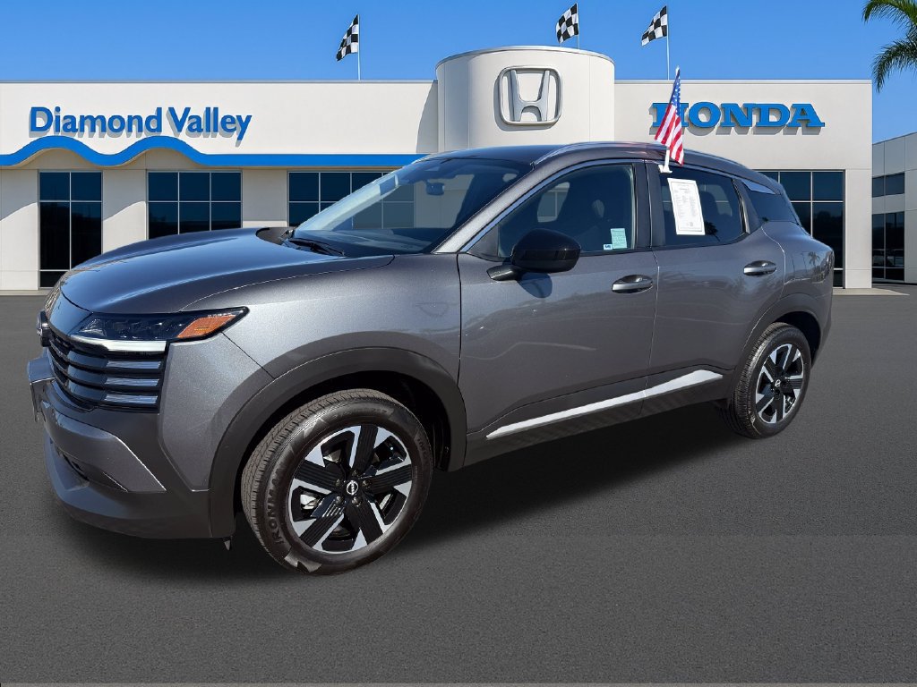 Used 2026 Nissan Kicks SV w/ Cold Weather Package AWD/4WD image 3