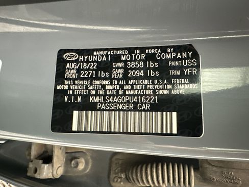 Used 2023 Hyundai Elantra SEL w/ Convenience Package FWD image 20