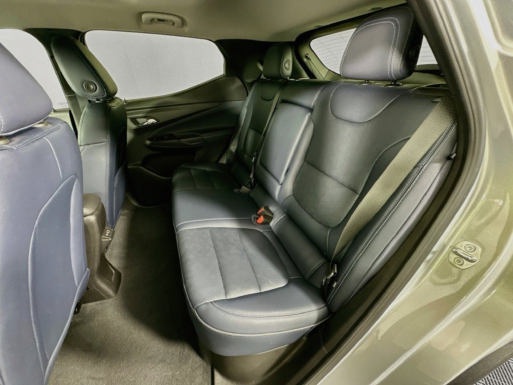 Used 2023 Chevrolet Bolt EUV Premier w/ Sun & Sound Package FWD image 24