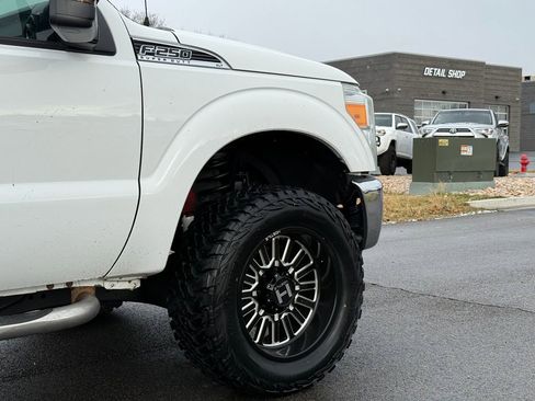 Used 2012 Ford F250 XLT AWD/4WD image 10