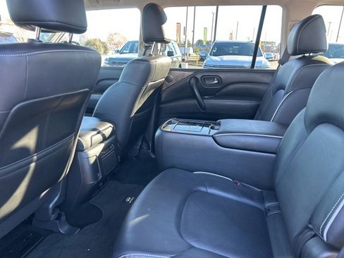 Used 2024 INFINITI QX80 Premium Select w/ Cargo Package image 32