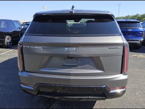 Used 2026 Cadillac Escalade IQ Sport 2 AWD/4WD image 4