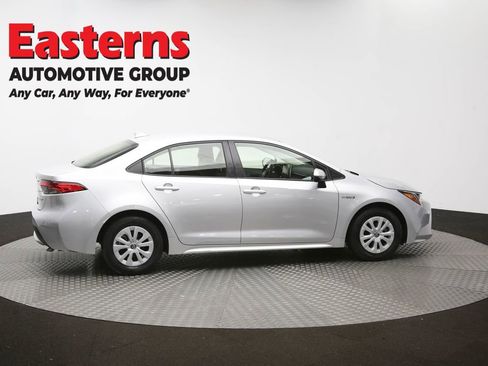 Used 2021 Toyota Corolla LE w/ Carpet Mat Package (TMS) image 42