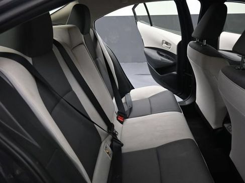 Used 2025 Toyota Corolla LE FWD image 23