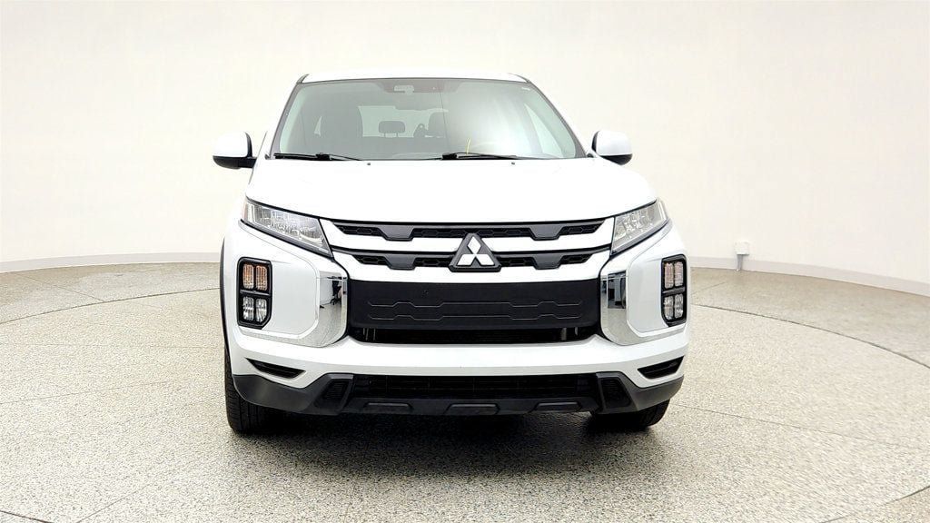 Used 2024 Mitsubishi Outlander Sport ES AWD/4WD image 2