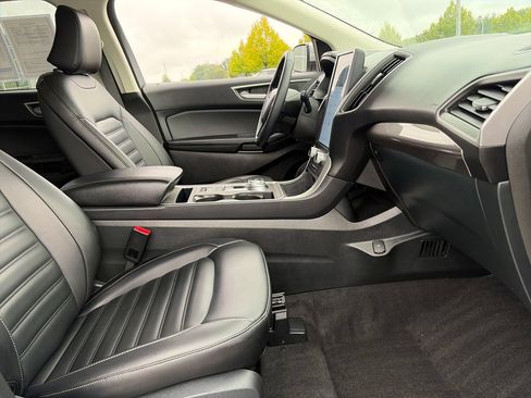 Used 2024 Ford Edge SEL w/ Convenience Package AWD/4WD image 11