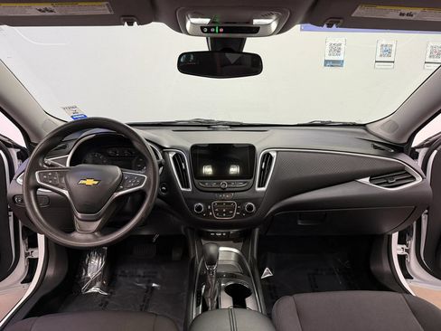 Used 2024 Chevrolet Malibu LT FWD image 8