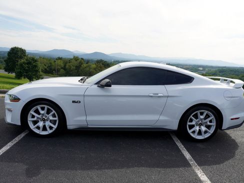 Used 2022 Ford Mustang GT Premium w/ Equipment Group 401A image 4