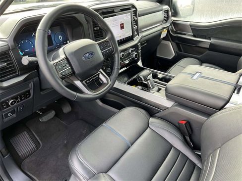Certified 2025 Ford F150 Platinum w/ Equipment Group 702A High image 29