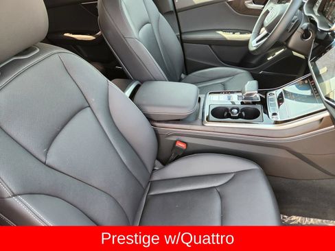 Used 2023 Audi Q8 Prestige w/ Prestige Package AWD/4WD image 21