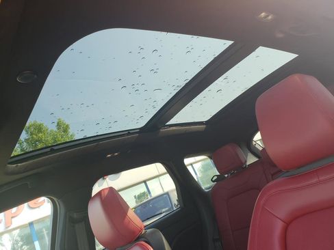 Used 2023 Lincoln Corsair Reserve w/ Equipment Group 202A image 23