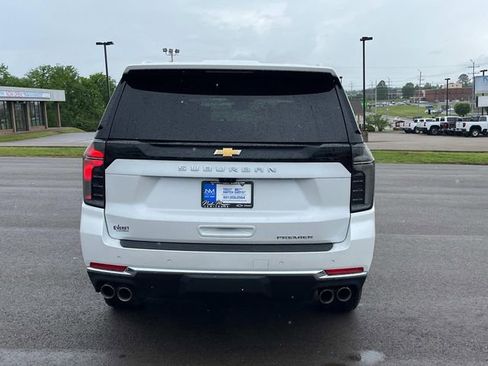New 2025 Chevrolet Suburban Premier image 4