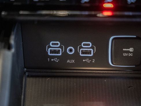 New 2025 Jeep Grand Cherokee Laredo X w/ Luxury Tech Group I image 22