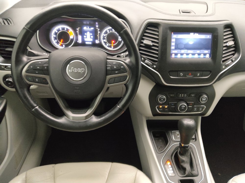 Used 2021 Jeep Cherokee Latitude Lux w/ Sun & Sound Group FWD image 22