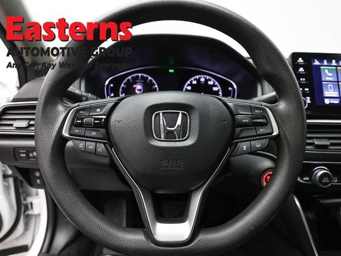 Used 2020 Honda Accord EX image 10