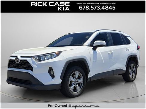 Used 2021 Toyota RAV4 XLE FWD image 1