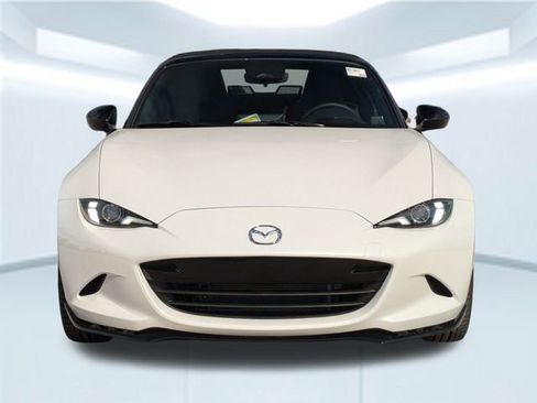 New 2025 MAZDA MX-5 Miata Club image 10