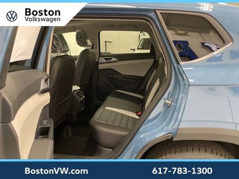 New 2026 Volkswagen Taos SEL image 10