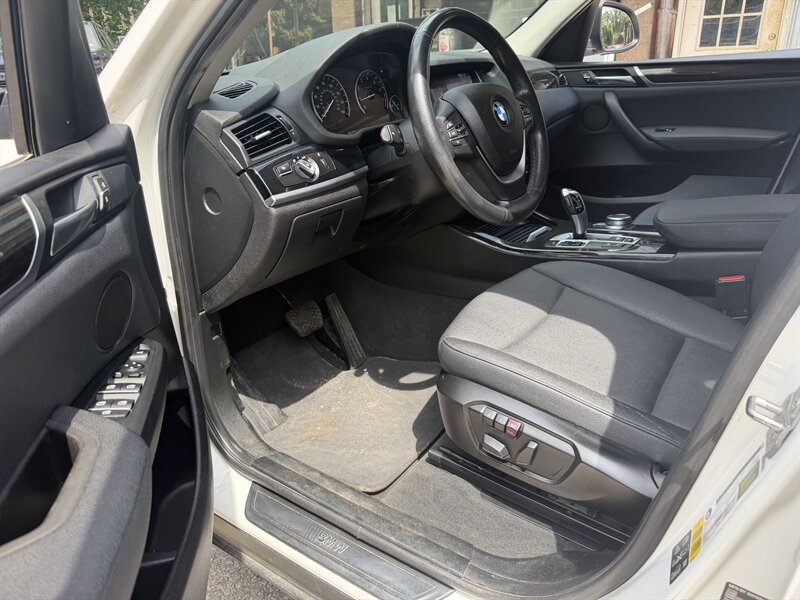Used 2017 BMW X3 xDrive28i AWD/4WD image 57