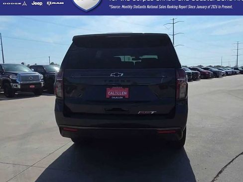 Used 2022 Chevrolet Tahoe RST w/ Luxury Package RWD image 7